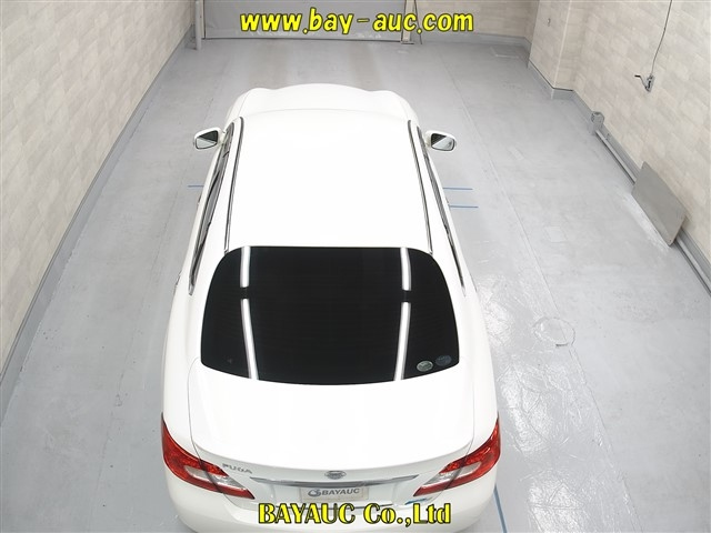 NISSAN FUGA 2013
