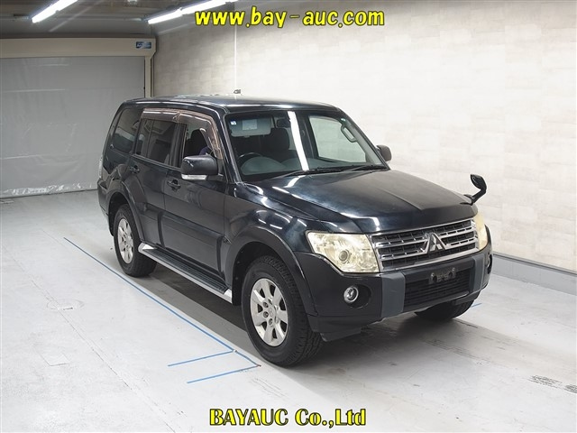 MITSUBISHI PAJERO 2010