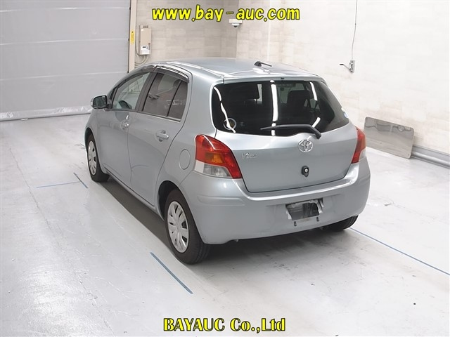 TOYOTA VITZ 2009