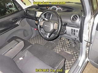 DAIHATSU TANTO 2010