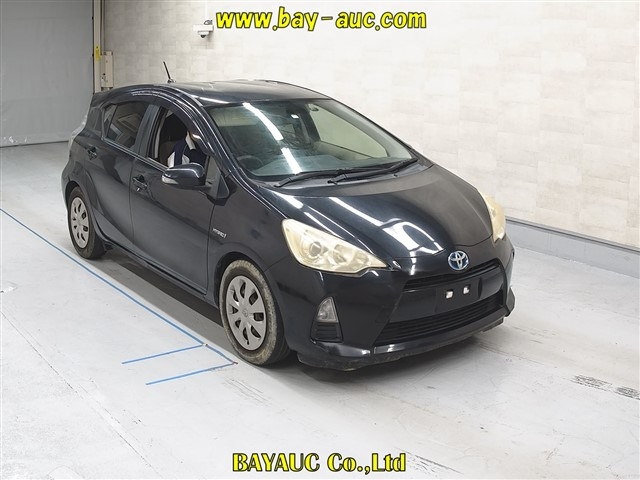 TOYOTA AQUA 2012