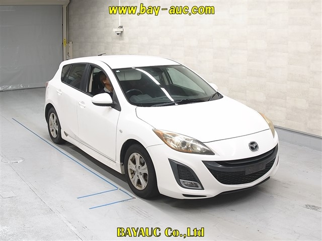 MAZDA AXELA 2010