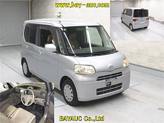 DAIHATSU TANTO 2008