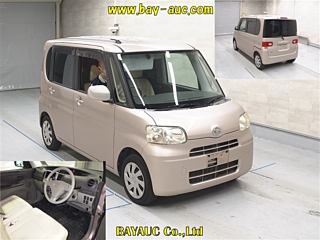 DAIHATSU TANTO 2012