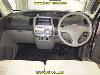 DAIHATSU TANTO 2012