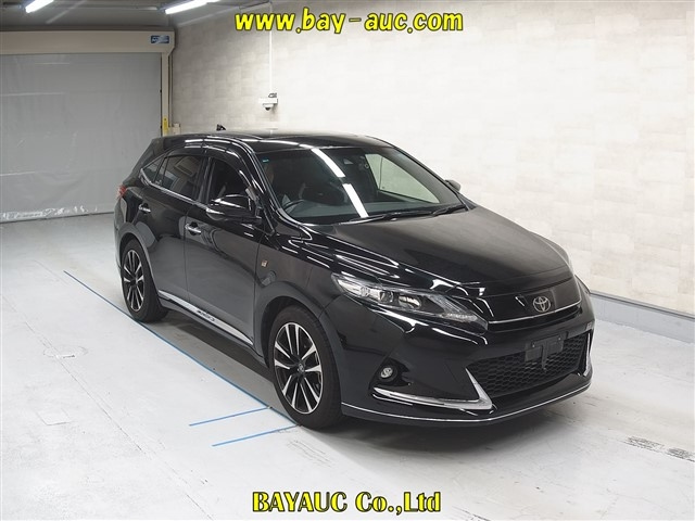 TOYOTA HARRIER 2018