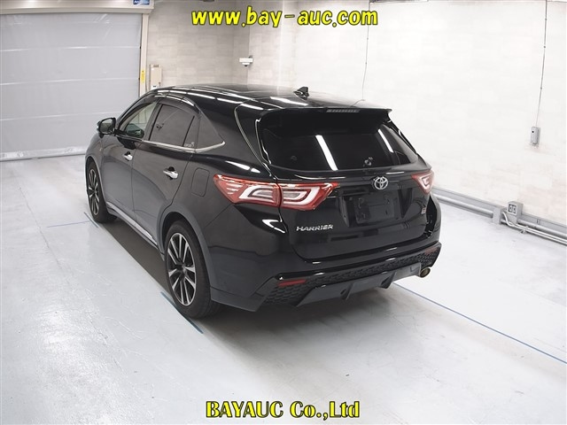 TOYOTA HARRIER 2018