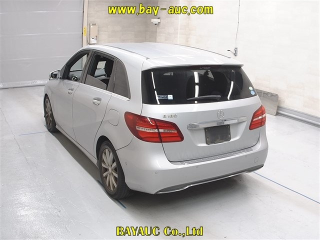 MERCEDES BENZ B CLASS 2015