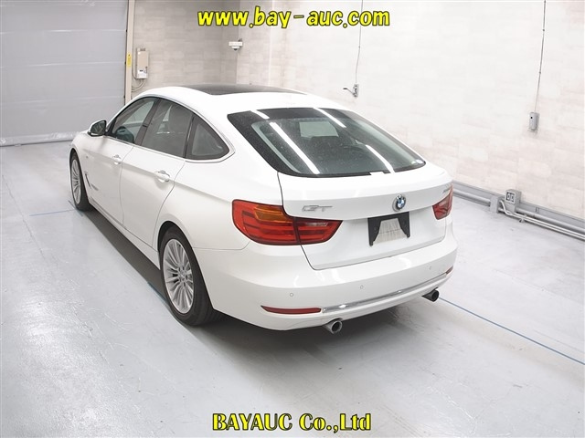 BMW 3 SERIES 2013