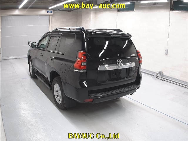 TOYOTA LAND CRUISER PRADO 2017