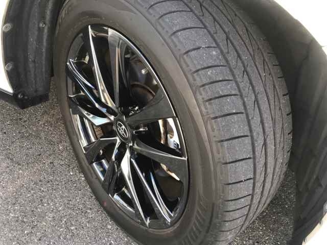 TOYOTA HARRIER 2018