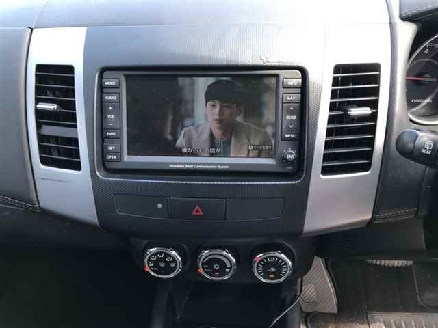 MITSUBISHI OUTLANDER 2011