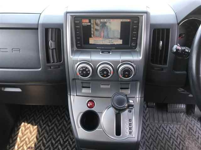 MITSUBISHI DELICA D5 2008
