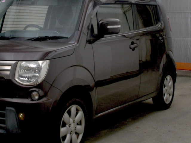 SUZUKI MRWAGON 2013