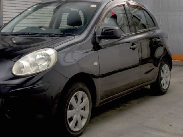 NISSAN MARCH 2011