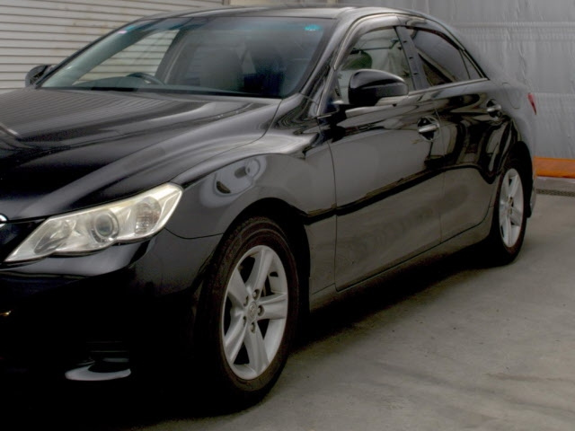 TOYOTA MARK X 2010