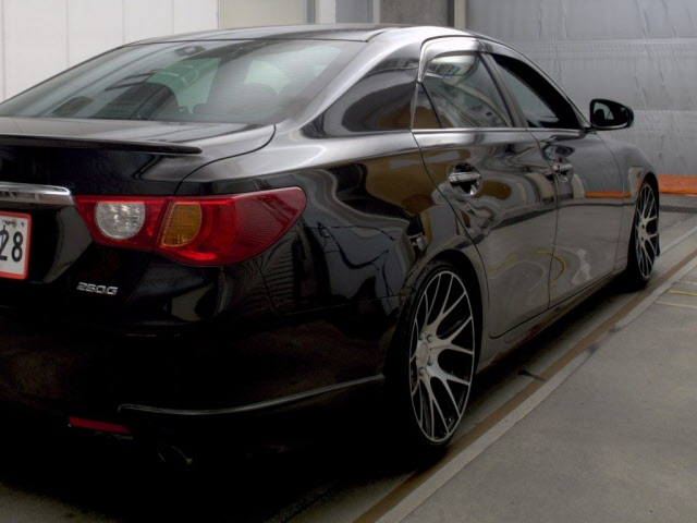 TOYOTA MARK X 2010
