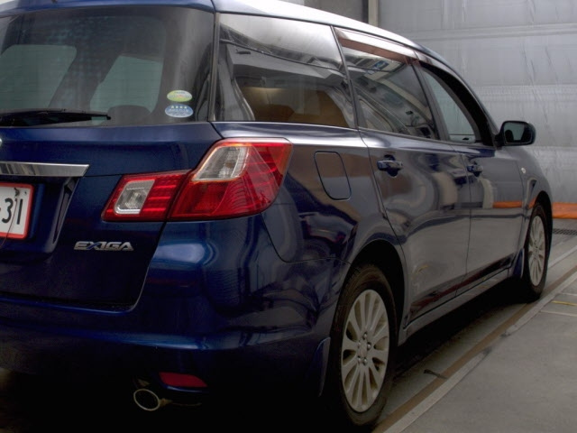 SUBARU EXIGA 2010