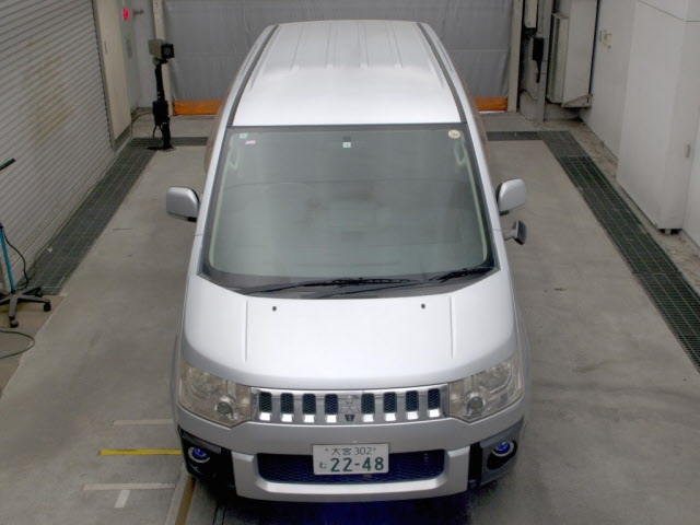 MITSUBISHI DELICA D5 2010