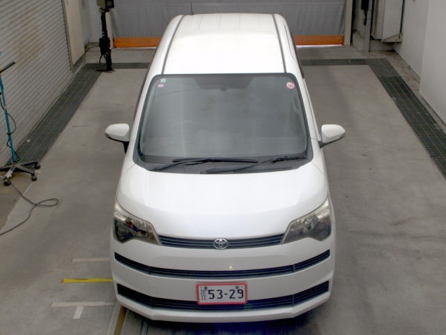 TOYOTA SPADE 2013