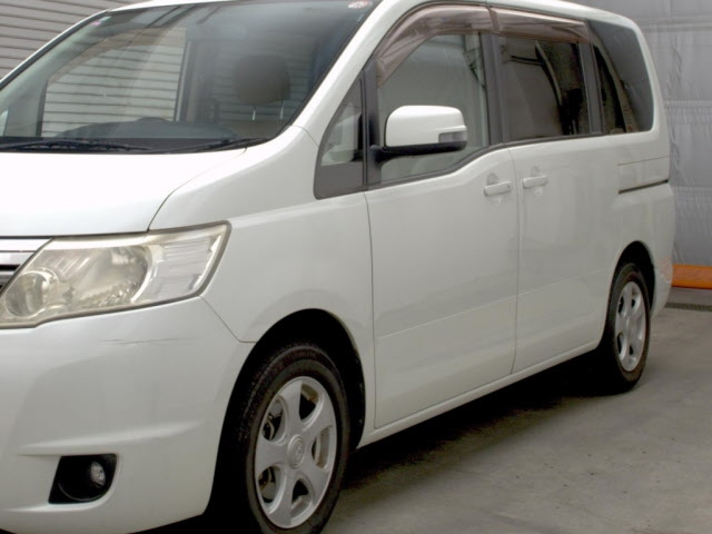 NISSAN SERENA 2008