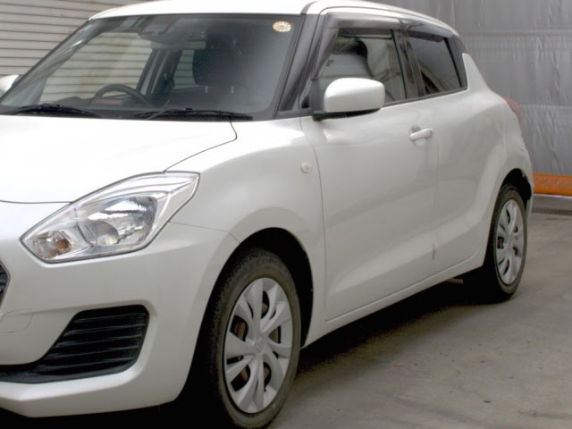 SUZUKI SWIFT 2018