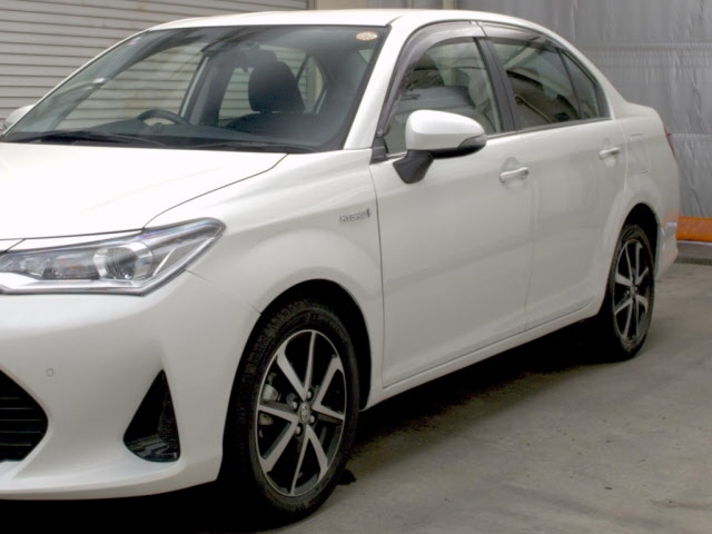TOYOTA COROLLA AXIO 2019