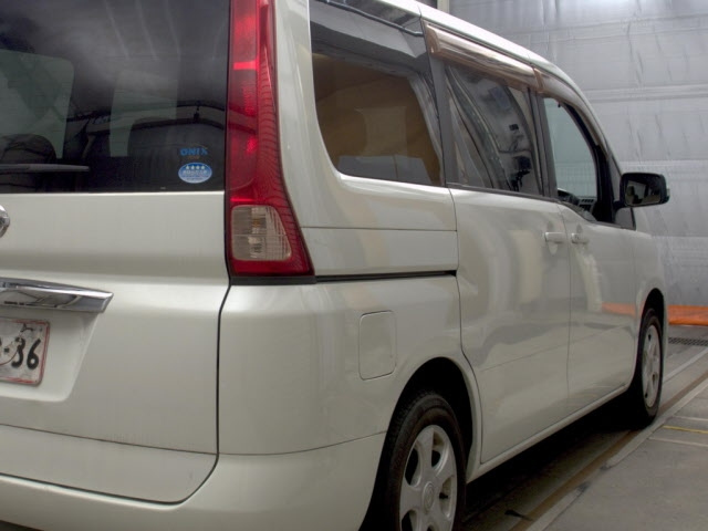 NISSAN SERENA 2008