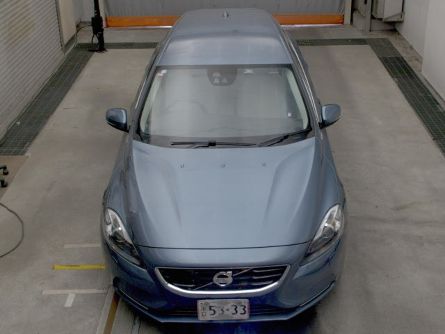 VOLVO V40 2014