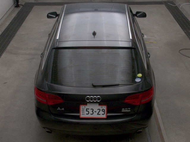 AUDI A4 2011