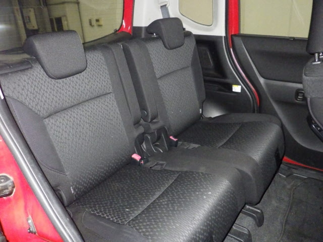 MITSUBISHI DELICA D2 2016