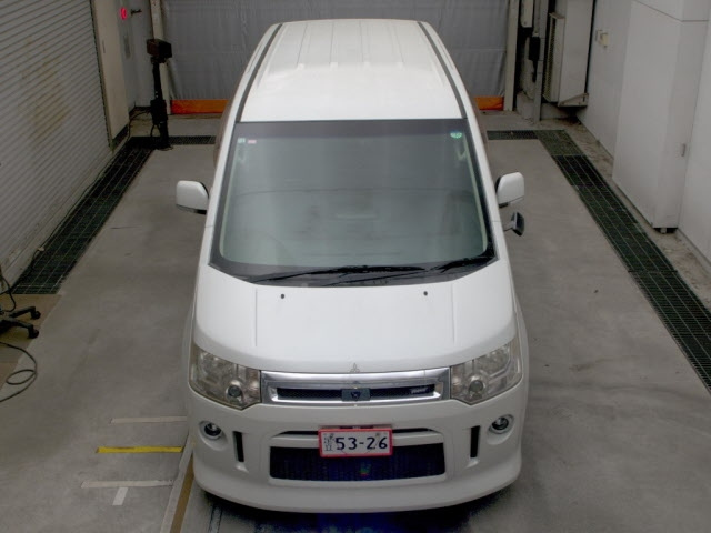 MITSUBISHI DELICA D5 2008