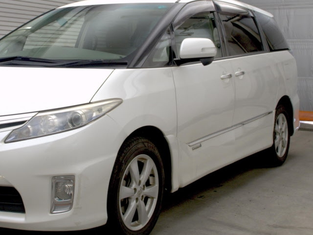 TOYOTA ESTIMA HYBRID 2010