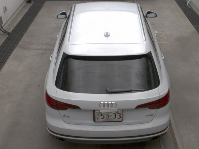 AUDI A4 2018