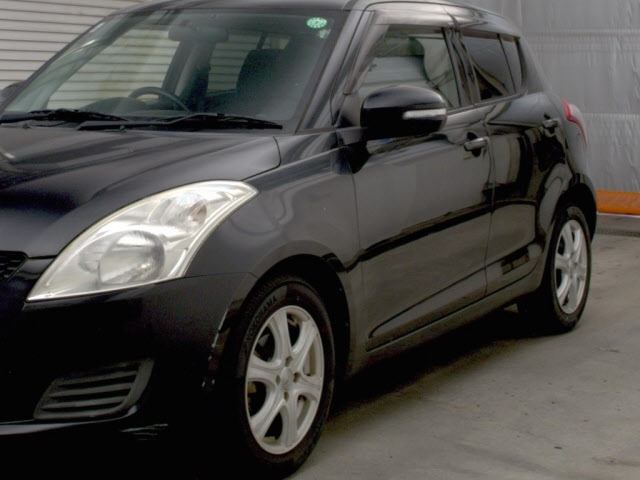 SUZUKI SWIFT 2013