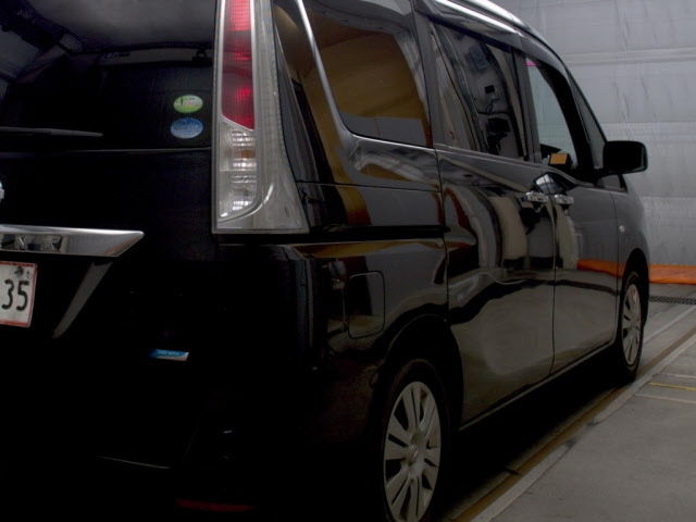 NISSAN SERENA 2012