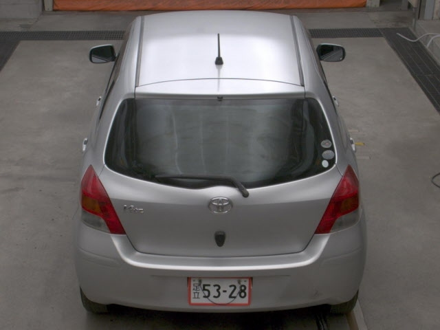 TOYOTA VITZ 2009