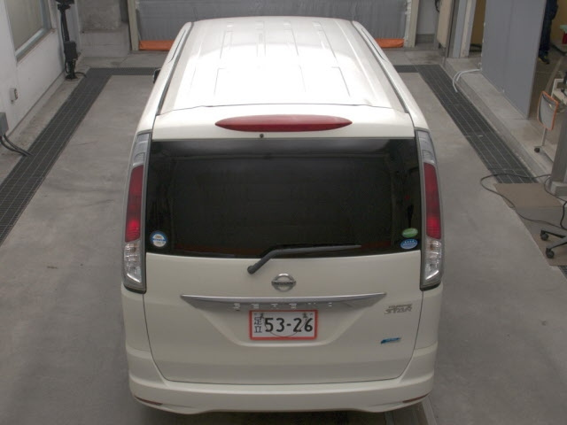 NISSAN SERENA 2012