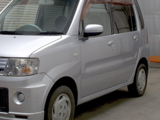 MITSUBISHI TOPPO 2010