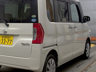 DAIHATSU TANTO 2015