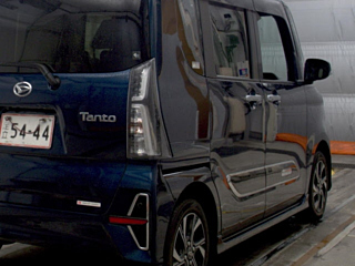 DAIHATSU TANTO 2022