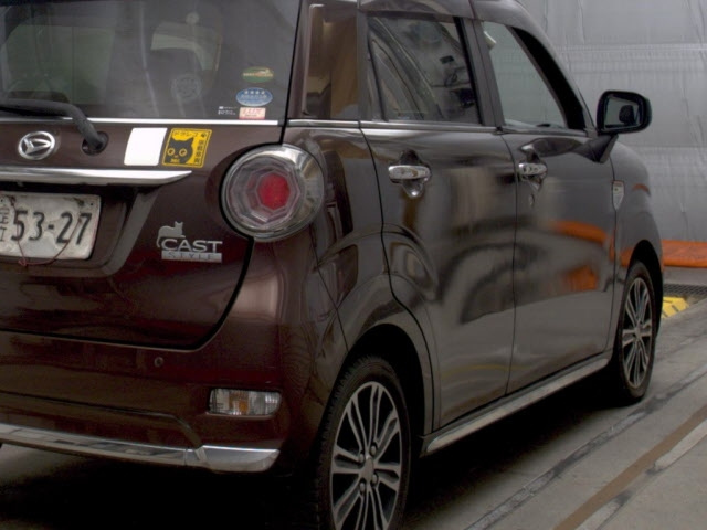 DAIHATSU CAST 2016
