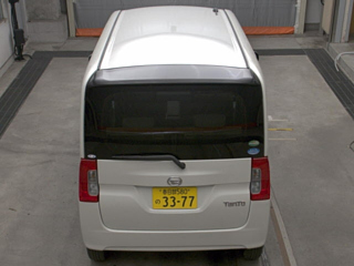 DAIHATSU TANTO 2015