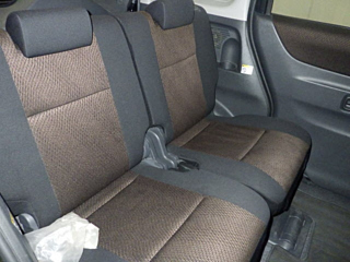 NISSAN ROOX 2011