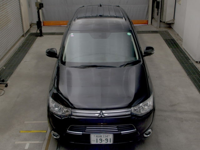 MITSUBISHI OUTLANDER PHEV 2013