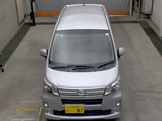 DAIHATSU MOVE 2013