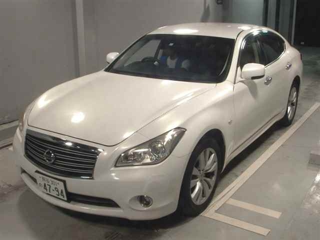 NISSAN FUGA 2011