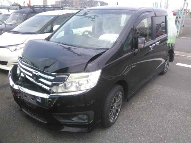 HONDA STEP WAGON 2013