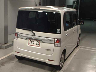 DAIHATSU TANTO 2008