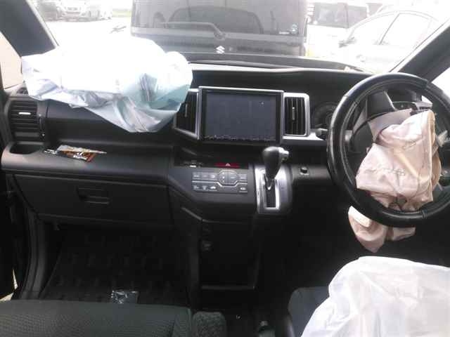 HONDA STEP WAGON 2013